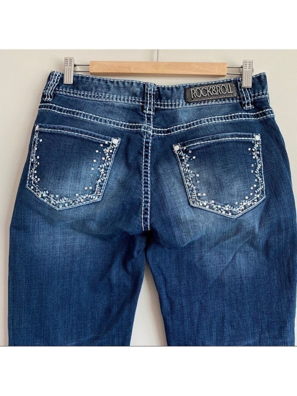 ROCK & Roll Cowgirl Mid Rise Bootcut Jeans 30x34 Embellished Pockets